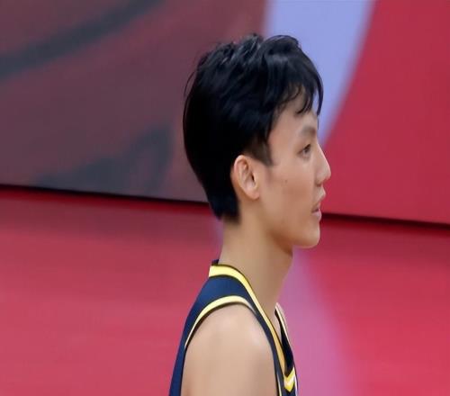 約克超遠三分絕殺！浙江鏖戰加時(shí)逆轉廣東16分徐杰復出空砍22分