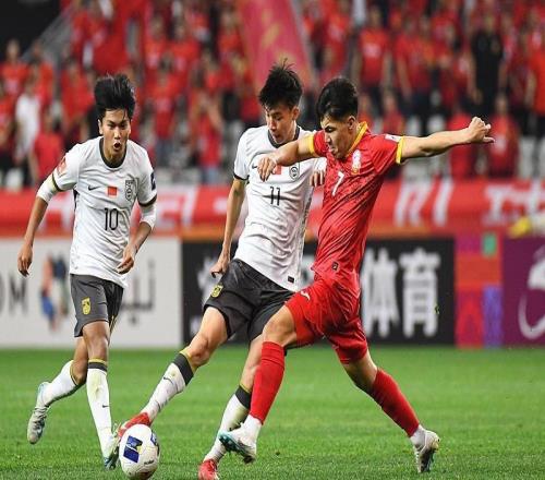 年輕才俊涌現(xiàn)，職業(yè)聯(lián)賽回暖，中國足球在2025年看見觸底反彈的曙光