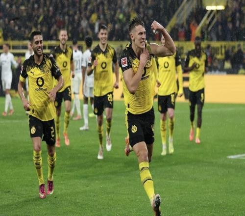 20！43！足壇瘋狂夜，國米爆冷出局無緣爭冠，多特蒙德完勝門興