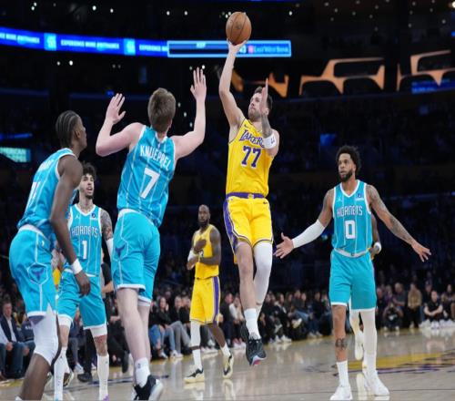 湖人五戰(zhàn)四敗冤嗎黃蜂三分不得不防，單靠“東詹”是不夠的！