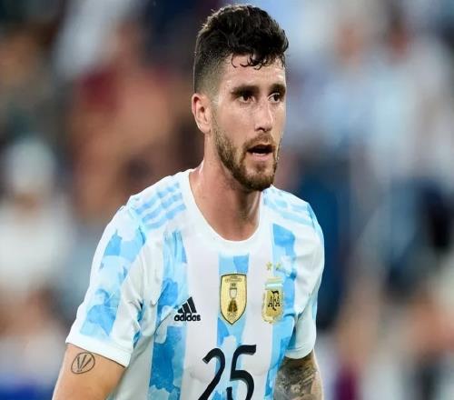 28歲阿根廷國(guó)腳塞內(nèi)西，是巴薩左中衛(wèi)馬丁的升級(jí)版