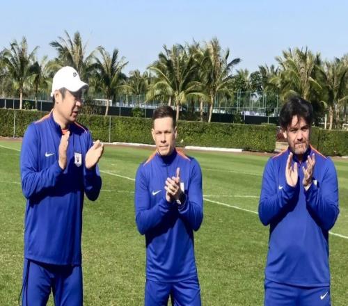 中超兩名西班牙助教加盟泰山隊，新賽季將輔佐韓鵬征戰(zhàn)聯(lián)賽