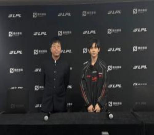 Tabe：著重跟下路組打野說了，與AL中野輔三人的對峙很重要