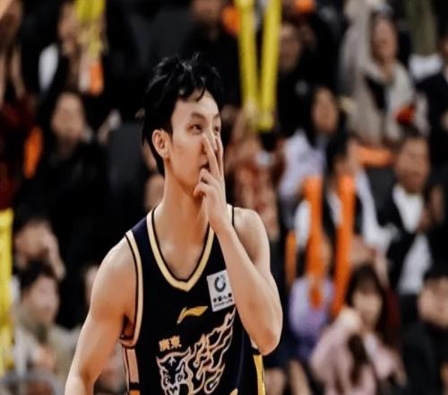 廣東首節(jié)大勝天津！焦泊喬+3外齊發(fā)揮，徐杰陷低迷，天津僅靠3將