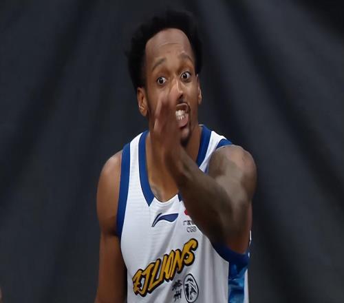 敗人品！北京某球迷私信怒罵CBA超級(jí)外援，布朗曬出冠軍戒指回懟