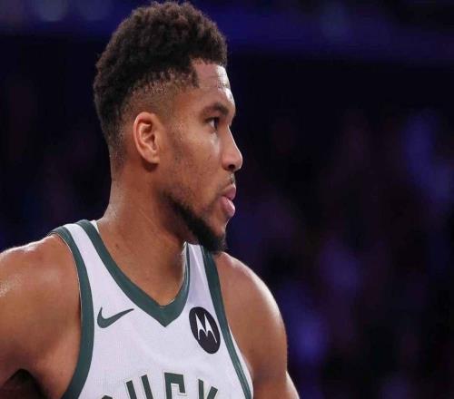 NBA傳聞：雄鹿隊依然拒絕所有關于揚尼斯阿德托昆博的交易提議