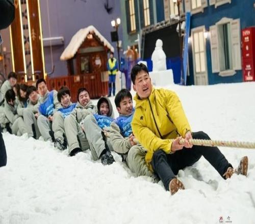 百萬(wàn)市民牽手冰雪，上海分會(huì )場(chǎng)啟幕第十二屆全國大眾冰雪季