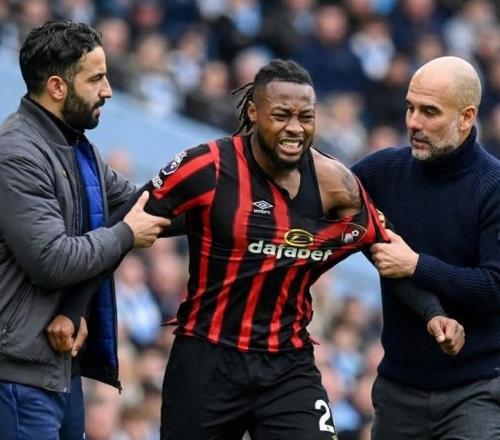 英超5大豪門搶一個人，轉(zhuǎn)會費6500萬英鎊，曼城領(lǐng)跑！