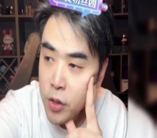 JDG我救不了沒那本事！朱開：換卓哥又如何白費(fèi)力氣浪費(fèi)錢