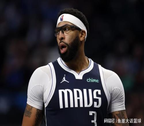 76人完勝！恩比德22分5罰，狀元12+7探花23+5，湖人棄將18+2盡力