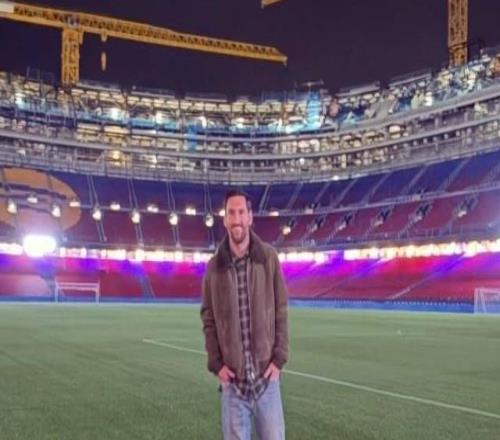 梅西社媒曬照，重返諾坎普