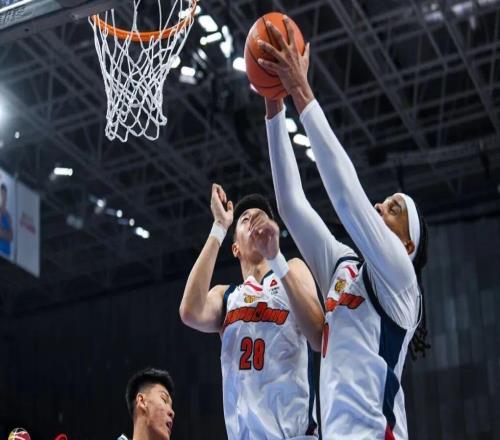 外線失守，華南虎客場(chǎng)不敵北京