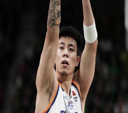 張鎮麟：很高興跨年夜與大家重聚，希望遼寧球迷能給球隊些耐心