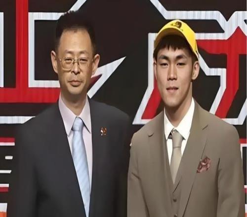 單場(chǎng)34分再創(chuàng)新高！26歲大齡新秀，領(lǐng)跑CBA國(guó)內(nèi)球員得分榜