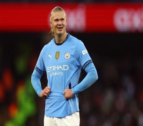 太瘋狂！哈蘭德追平梅西神跡，曼城橫掃水晶宮，英超爭冠格局生變