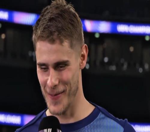 范德芬：我知道我加速后別人很難追上，那一刻只想著必須進球