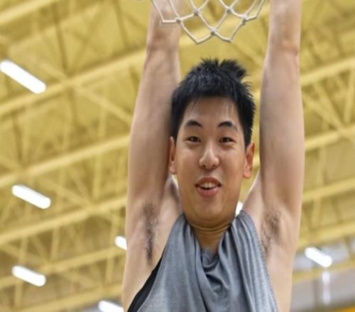 省錢了！麥考爾特訓(xùn)崔永熙過人，強(qiáng)化進(jìn)攻技巧，有望年后復(fù)出！