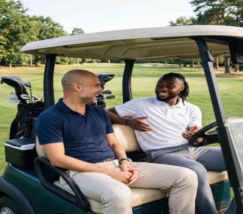 瓜迪奧拉的魅力，擊敗兒車(chē)夢(mèng)！25歲鋒霸，為何拒絕切爾西投奔曼城