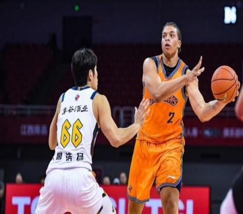 上海男籃沖擊7連勝！全力擊敗浙江廣廈，古德溫爆發(fā)，央視直播