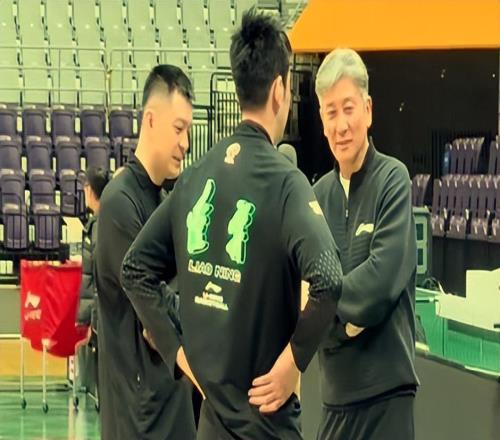 關鍵卡位戰(zhàn)不容有失楊鳴率隊復仇深圳沒問題,鄭永剛永遠心懷感恩