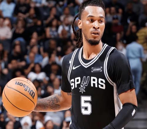 NBA積分榜又亂了！馬刺兩連勝，掘金5分憾負，開(kāi)拓者122109鵜鶘