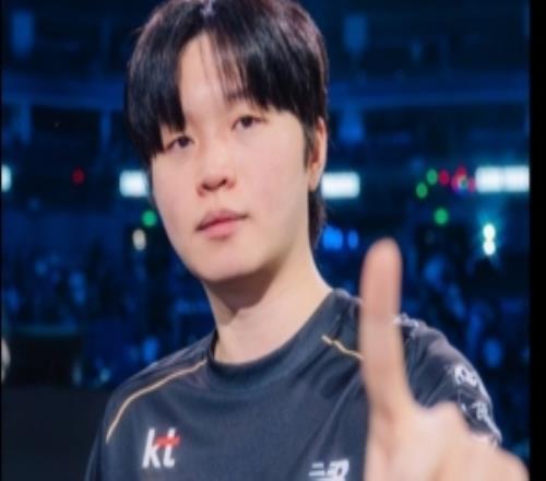 LOL官推：BDD以10.93的KDA位列本次S15世界賽第一！