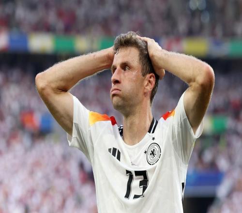 克里希認為，穆勒有機會(huì )加盟英超隊伍，賴(lài)斯需要“同頻率”的隊友