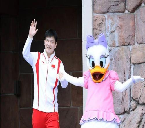 “乒乓球飯圈”調(diào)查：當(dāng)她們喜歡選手時(shí)，都在喜歡什么