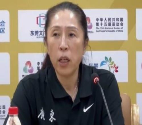 廣東女籃狂勝日本，鄭薇揭露驚人真相！