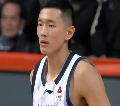 邱彪禁賽兩場，山東男籃加時勝福建，兩將被罰下，克里斯控制情緒