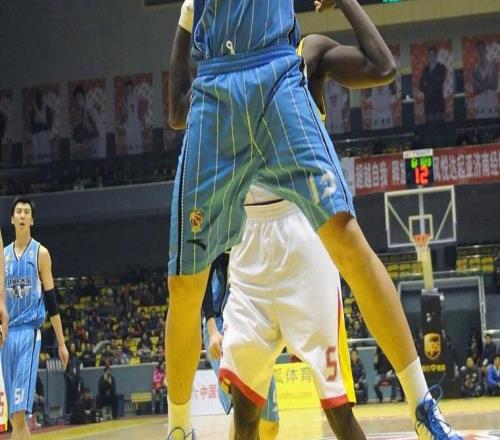 杜蘭特34+5+7的華麗數據背后，火箭為何仍輸給獨行俠