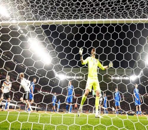 杜布拉夫卡：德國(guó)本可能進(jìn)我們更多球，而我們卻只有一次機(jī)會(huì)