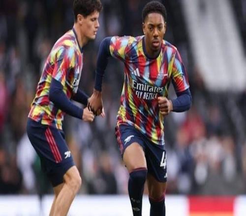 阿森納官方：卡拉菲奧里賽前熱身受傷，斯凱利頂替他首發(fā)