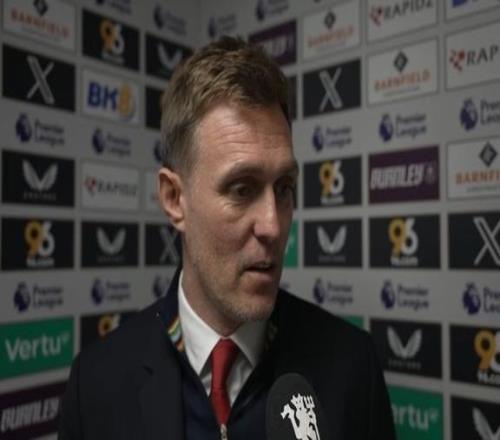 弗萊徹：今天要拿出一場(chǎng)曼聯(lián)式的表現(xiàn)，努力踢出進(jìn)攻性的足球