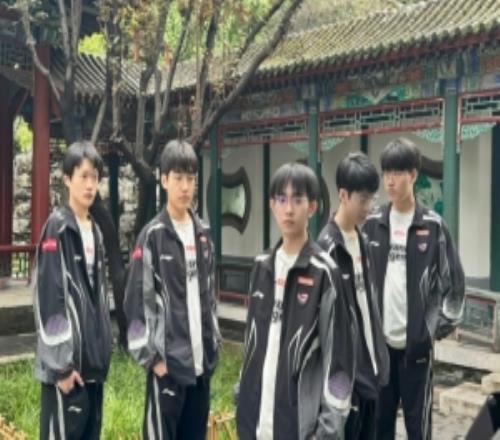AL官方發(fā)布動(dòng)態(tài)：全球總決賽宣傳片加載中