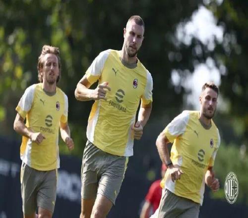 米體丨他已成為米蘭的鋼鐵之墻