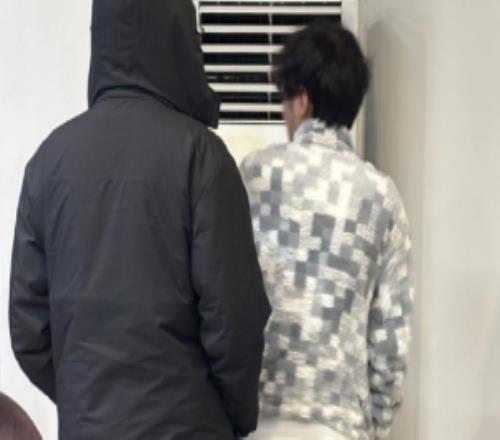 BLG隊內趣事：Viper流暢中文驗證字符ON銳評xun粉色隊服“裝純”