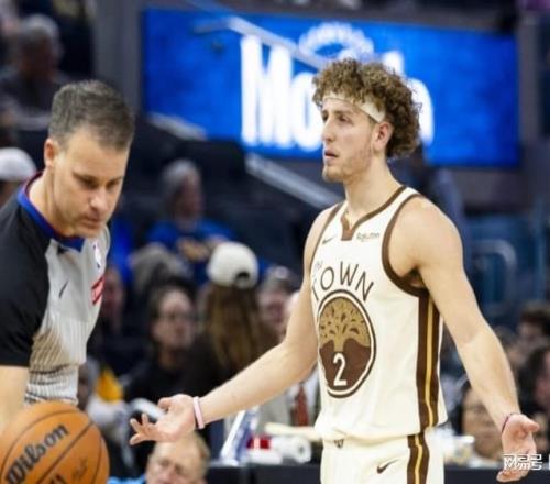 FW支招勇士做1換3交易，換回13+4后衛(wèi)，前樂透秀+次輪簽當(dāng)添頭