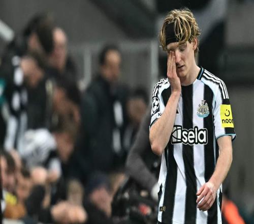 TA：紐卡繼續(xù)在歐冠中高歌猛進(jìn)丹伯恩的頭球破門無(wú)與倫比