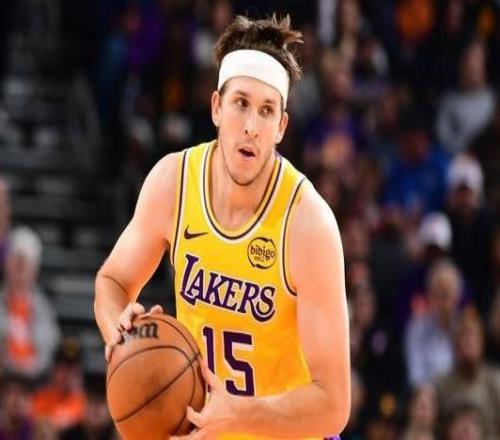 曝爵士將在休賽期追求里夫斯屆時他已成為完全自由球員