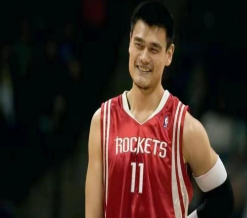 姚明開始從NBA領(lǐng)退休金了,效力3年+45歲每月可領(lǐng)1.3萬(wàn)元