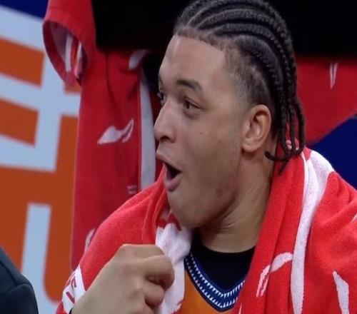 上海vs北控前瞻：張鎮(zhèn)麟廖三寧領(lǐng)銜國手大戰(zhàn)，張慶鵬能否捍衛(wèi)主場