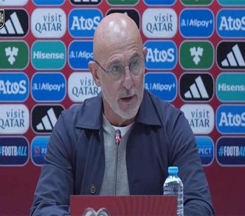 德拉富恩特：我們和皇馬隊醫(yī)保持聯(lián)系，赫伊森暫時不離隊