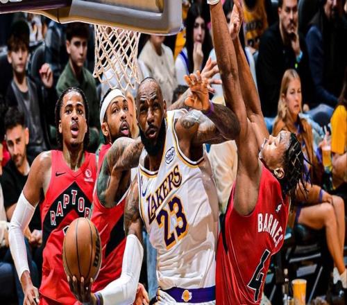 還有誰(shuí)！41歲詹姆斯背靠背打強(qiáng)隊(duì)攻防一體！關(guān)鍵時(shí)刻被喊MVP！