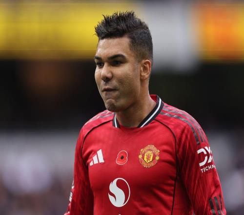 狀態(tài)復(fù)蘇卻拒讓步卡塞米羅暗示未來，曼聯(lián)續(xù)約談判遇關(guān)鍵難題