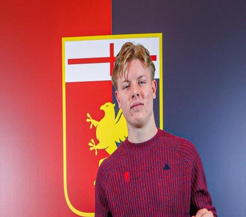 官方：熱那亞租借謝菲聯(lián)20歲中衛(wèi)塞特斯特倫，包含買(mǎi)斷選項(xiàng)