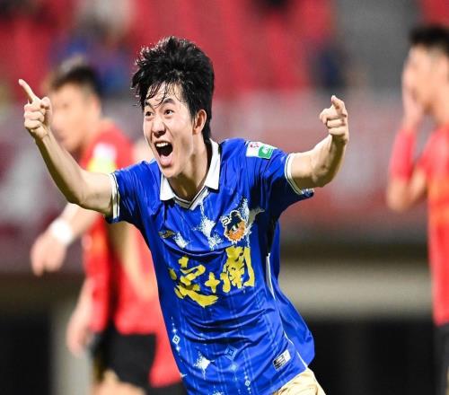 毛彪點(diǎn)兵！定南贛聯(lián)發(fā)試訓公告，年齡無(wú)上限，但須有聯(lián)賽出場(chǎng)記錄