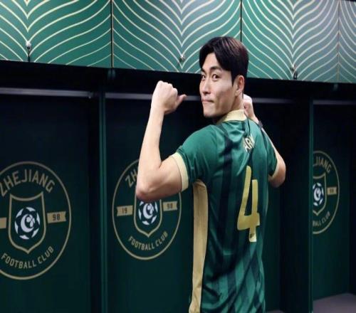 浙江官宣樸鎮(zhèn)燮加盟！媒體人熱議：補(bǔ)上最后短板，新賽季要干大事