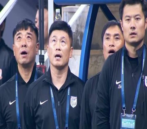 賈順浩告別大連，踢重慶得出奇招劉祝潤暫回海港冬訓穆帥定去留