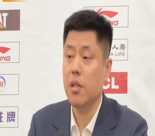 遭遇四連敗，潘江：球隊進(jìn)攻打得很猶豫，希望盡快找到贏球感覺